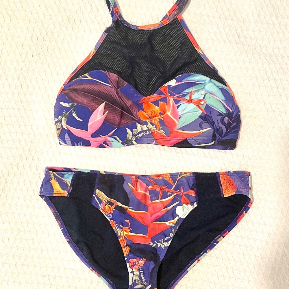 Athleta Floral Swimsuit - Bikini Set